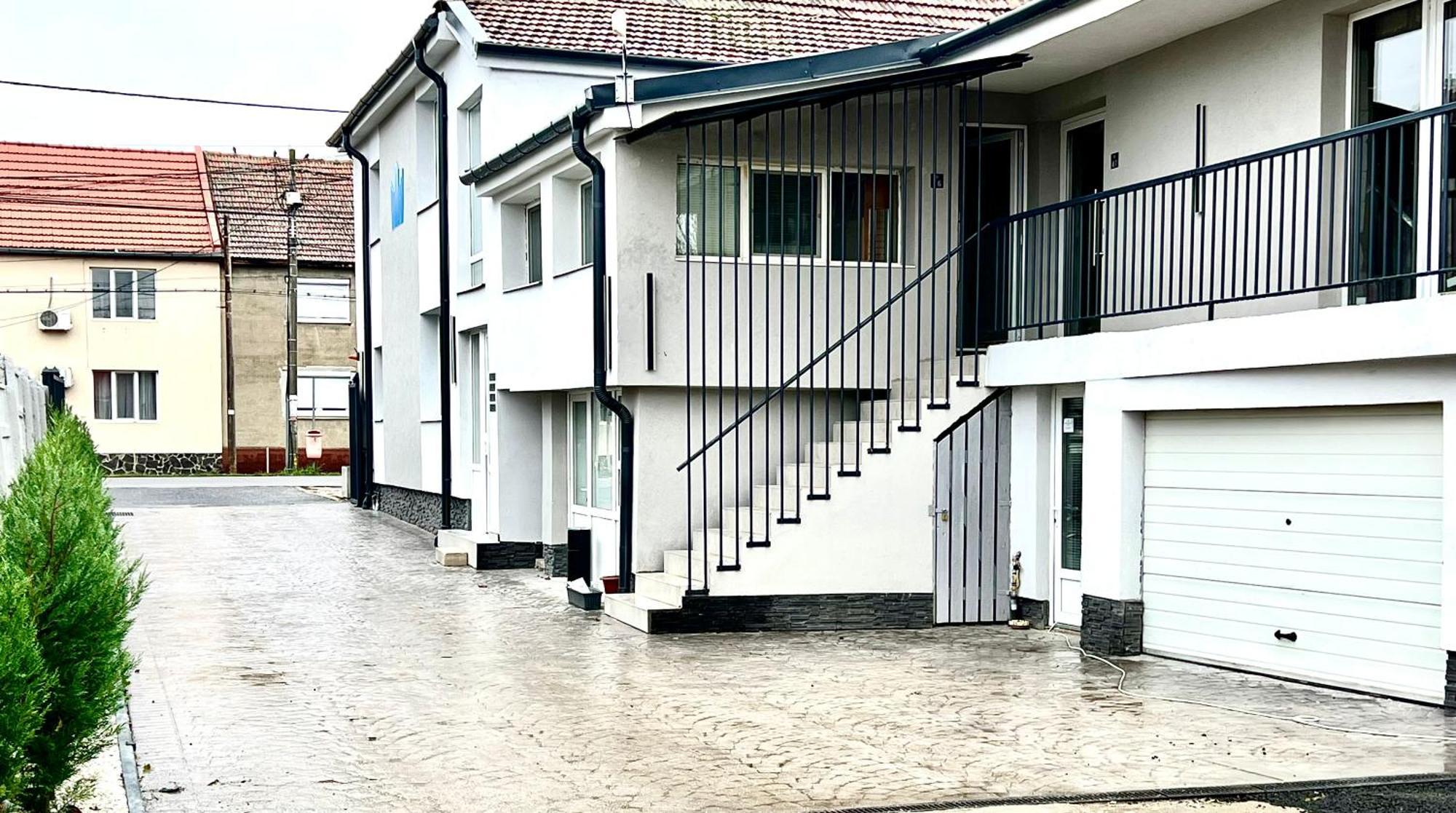 Prima Apartments サトゥ・マーレ エクステリア 写真